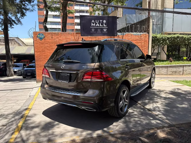 Mercedes Benz GLE250D año 2017 de agencia  - Imagen 3