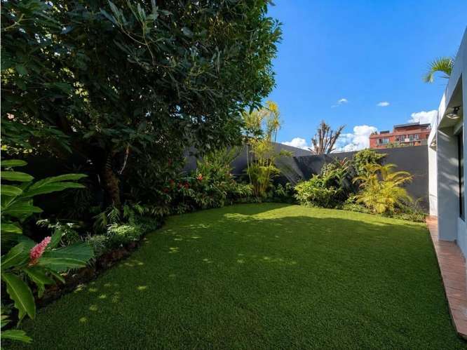  CASA EN RENTA – 4 HAB + JARDÍN  | SECTOR LA VILLA | ZONA 14 - Imagen 14