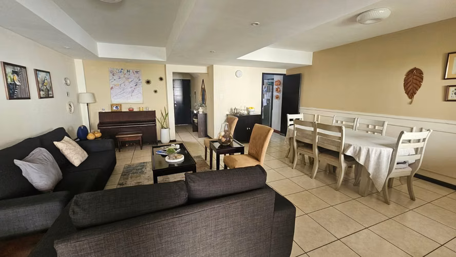 Casa en renta zona 16