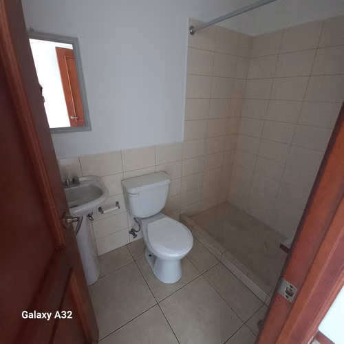 APARTAMENTO EN RENTA EN BOTICCELLI ZONA 15 - Imagen 9