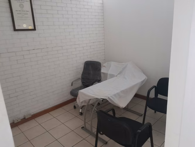 oficina en renta zona 4 - Imagen 2
