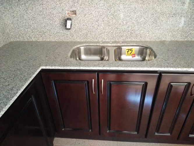 Pregunta por nuestras ofertas y obtendras descuentos especiales en la compra de tus Gabinetes de Cocina!.