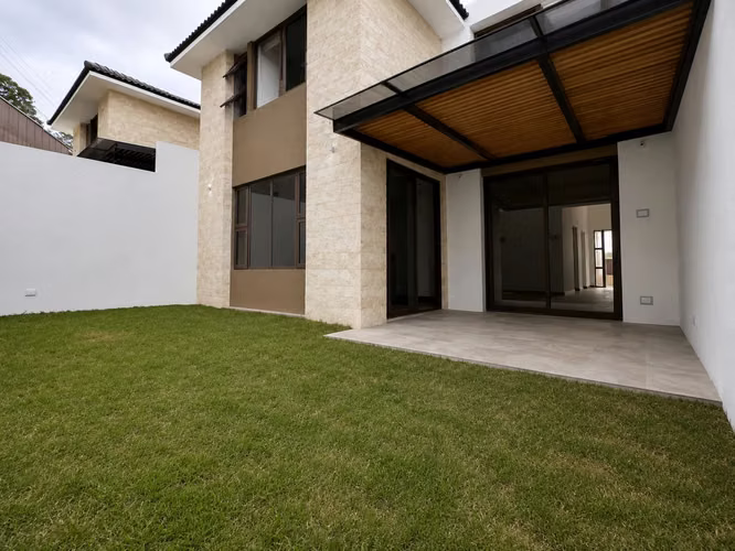 RENTA DE VIVIENDA EN LOMAS DE SAN ISIDRO, ZONA 16 - Miniatura 10