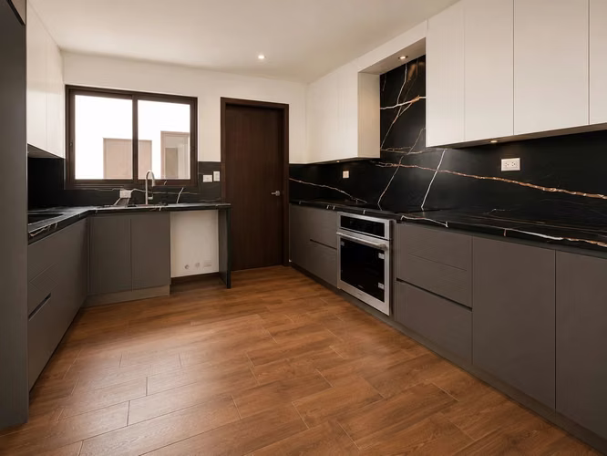 RENTA DE VIVIENDA EN LOMAS DE SAN ISIDRO, ZONA 16 - Miniatura 2