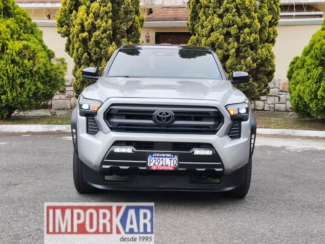 TOYOTA TACOMA SR5 4X4, MODELO 2026 - Imagen 12