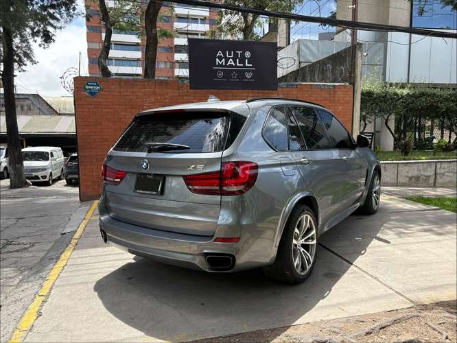 BMW X5 XDRIVE 30D modelo 2018 de agencia 