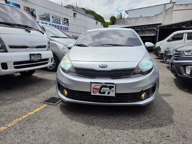 Kia Río Lx 2017 de Agencia Automático y Tiptronic Bien Cuidado Súper Económico - Imagen 6