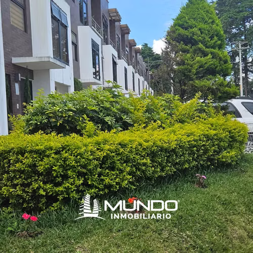 TOWNHOUSE FOR SALE KM 18.5 CAES