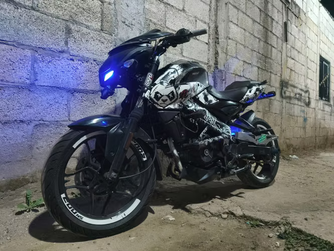 Pulsar NS200  - Imagen 3