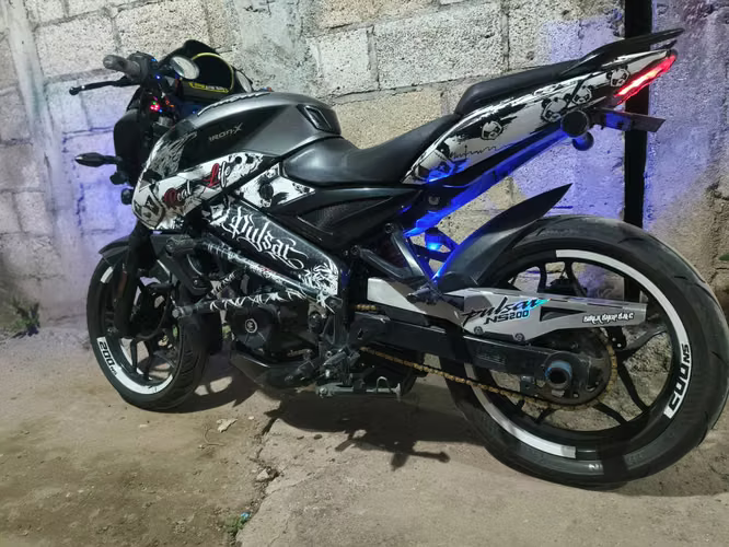 Pulsar NS200  - Imagen 2
