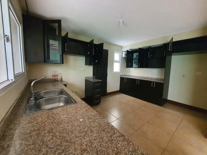 Venta de casa en Condominio Vista Verde | Km 19.5 a San José Pinula | Rentada actualmente ideal para inversión - Imagen 3