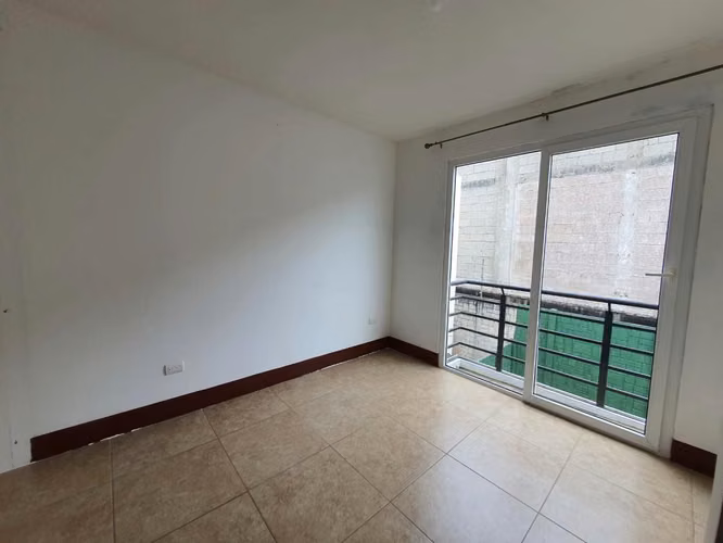 Venta de casa en Condominio Vista Verde | Km 19.5 a San José Pinula | Rentada actualmente ideal para inversión - Imagen 9
