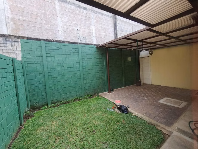 Venta de casa en Condominio Vista Verde | Km 19.5 a San José Pinula | Rentada actualmente ideal para inversión - Imagen 4