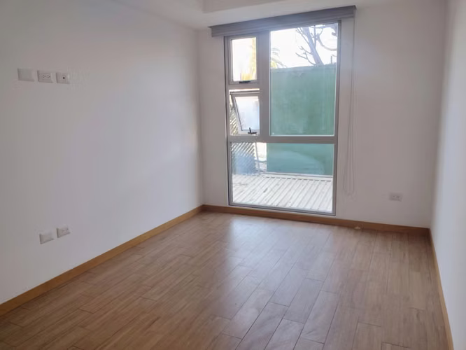Apartamento de 2 Habitaciones en zona 10 - Imagen 7