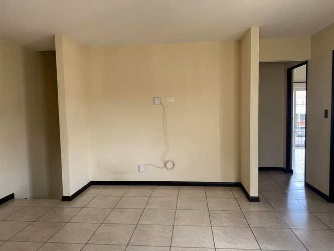 RENTO CASA NAVARRA, CONDADO NARANJO, CONDOMINIO SANTA IRENE - Imagen 8
