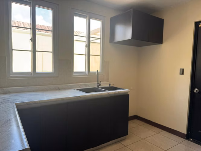 RENTO CASA NAVARRA, CONDADO NARANJO, CONDOMINIO SANTA IRENE - Imagen 17