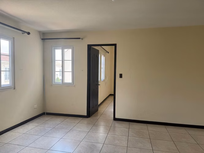 RENTO CASA NAVARRA, CONDADO NARANJO, CONDOMINIO SANTA IRENE - Imagen 10