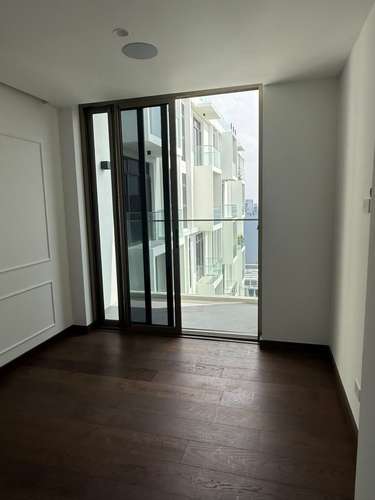Apartamento en Zona 10 - Imagen 2