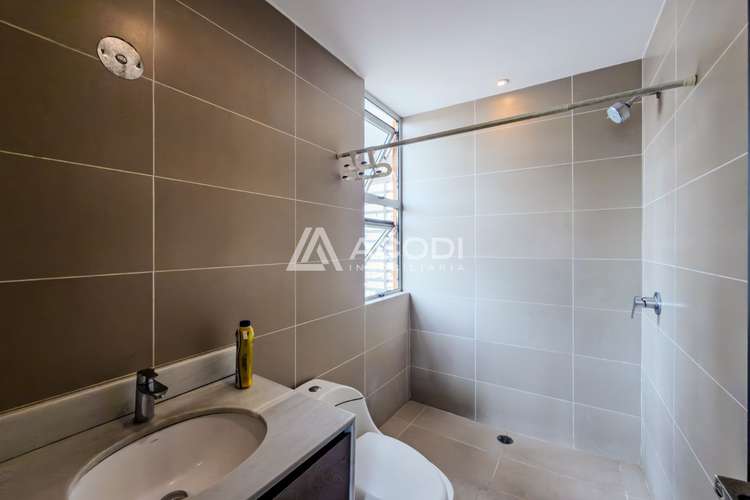 Apartamento en Zona 10 - Imagen 8