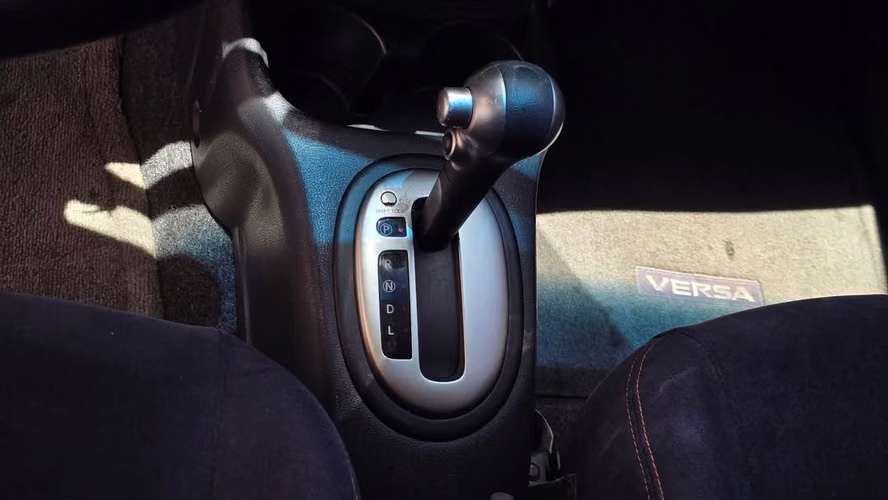 NISSAN VERSA NOTE XR - Imagen 6