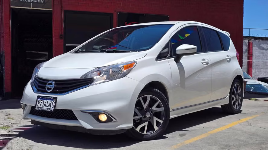 NISSAN VERSA NOTE XR - Imagen 2