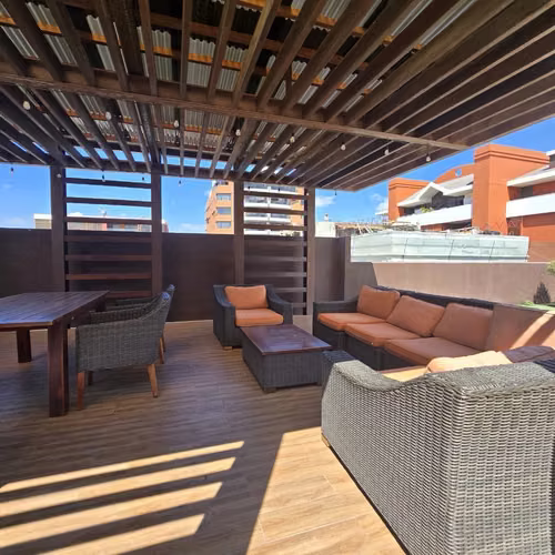 VENDO AMPLIO Y BELLO APARTTAMENTO TORRE QUATTRO, ZONA 14 - Imagen 16