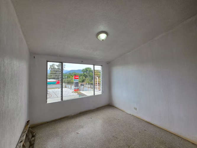 RENTA DE CASA DENTRO DE CONDOMINIO EN SANTA AMELIA, ZONA 16 - Imagen 5