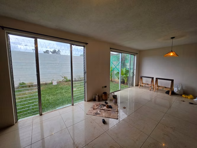 RENTA DE CASA DENTRO DE CONDOMINIO EN SANTA AMELIA, ZONA 16 - Imagen 7