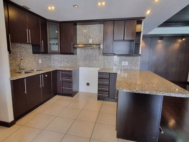 RENTA DE APARTAMENTO EN EDIFICIO ATTICA 2, ZONA 14 - Imagen 3