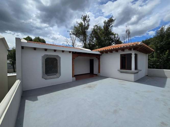 CASA EN VENTA EN ANTIGUA GUATEMALA DENTRO DE CONDOMINIO A 1.6 KM. DEL CENTRO DE LA ANTIGUA  - Imagen 13