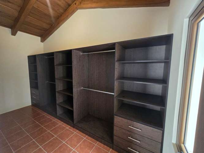 CASA EN VENTA EN ANTIGUA GUATEMALA DENTRO DE CONDOMINIO A 1.6 KM. DEL CENTRO DE LA ANTIGUA  - Imagen 7