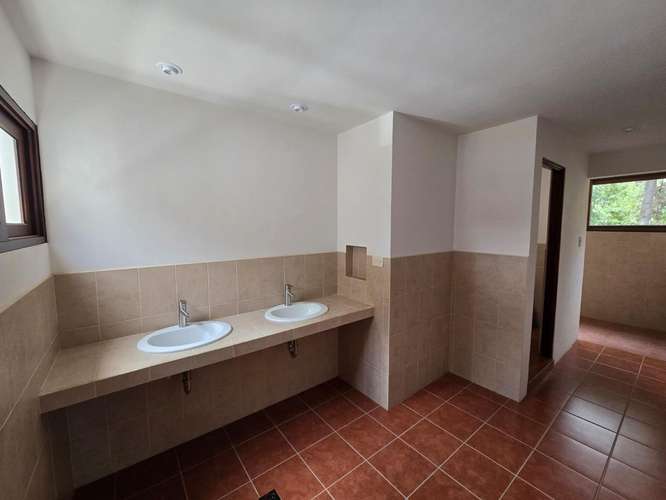 CASA EN VENTA EN ANTIGUA GUATEMALA DENTRO DE CONDOMINIO A 1.6 KM. DEL CENTRO DE LA ANTIGUA  - Imagen 8