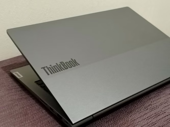 Lenovo ThinkBook 14 Gen 9 Core 5 210H | 16GB RAM | 512GB SSD | Nueva