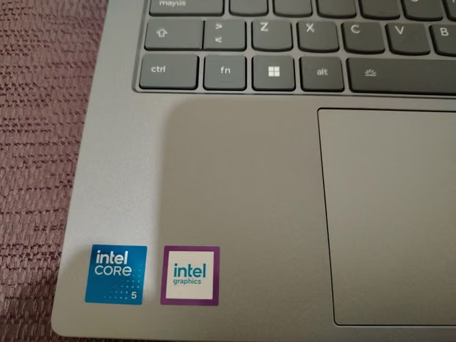 Lenovo ThinkBook 14 Gen 9 Core 5 210H | 16GB RAM | 512GB SSD | Nueva