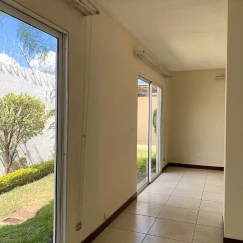 Casa en Venta Bosques de San Nicolas Zona 4 Mixco - Imagen 4