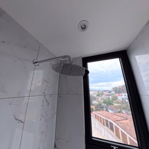 Apartamento en Renta Altaire Zona 11 Mariscal - Miniatura 11