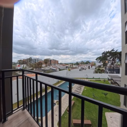 Apartamento en Renta Altaire Zona 11 Mariscal - Miniatura 7