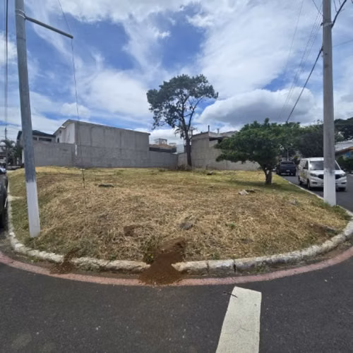 Terreno en Venta Pinares de San Cristóbal, Zona 8 Mixco - Imagen 2