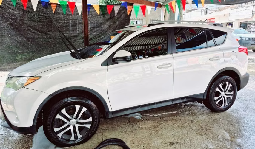 TOYOTA RAV 4 4X4  - Imagen 2