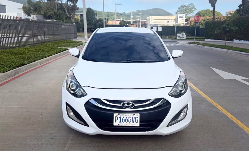 Hyundai Elantra GT 2013 - Imagen 10