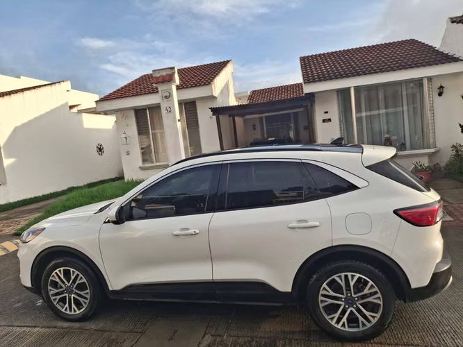  Ford Escape SEL 2020 2.0 EcoBoost Con Todas Sus Bolsas De Aire Intactas 