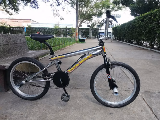 VENDO BICICLETA BMX #20.5 PARA TRUCOS CROMADA TIMON ROTOR 360 4 TACOS GANGA