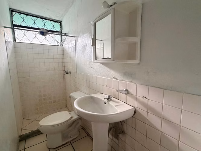 CASA EN VENTA EN ZONA 5, DENTRO DE GARITA  - Imagen 3