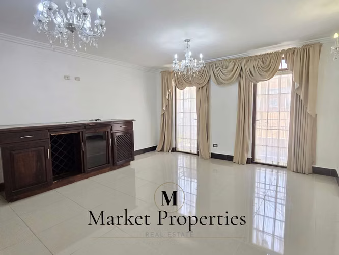 Casa en venta Zona 16, Montesolar | 540 m² | 4 habitaciones