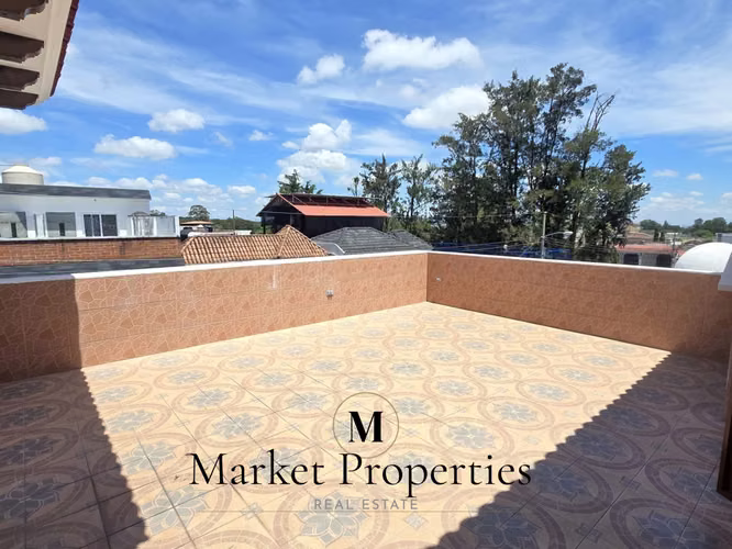 Casa en venta Zona 16, Montesolar | 540 m² | 4 habitaciones