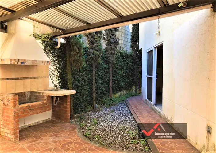 CASA EN VENTA | SAN CRISTÓBAL, ZONA 8 DE MIXCO