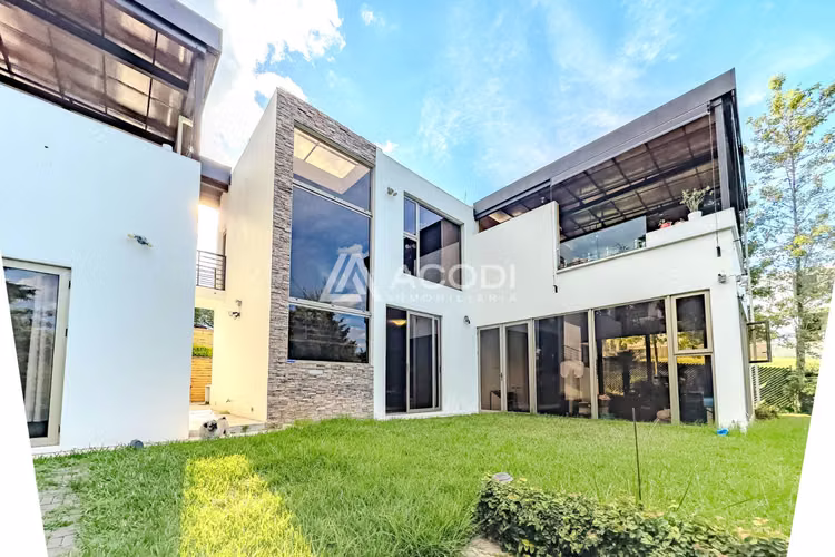 Casa en San José Pinula