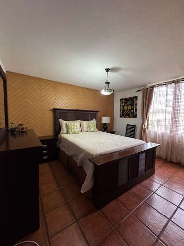 CASA EN RENTA EN LAS CHARCAS ZONA 11 TOTALMENTE AMUEBLADA - Imagen 5