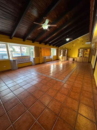 CASA EN RENTA EN LAS CHARCAS ZONA 11 TOTALMENTE AMUEBLADA - Imagen 12