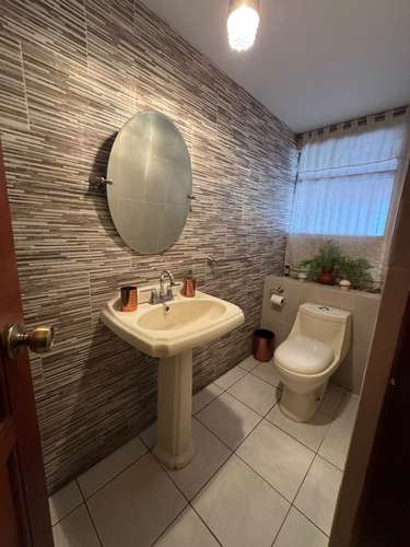 CASA EN RENTA EN LAS CHARCAS ZONA 11 TOTALMENTE AMUEBLADA - Imagen 6